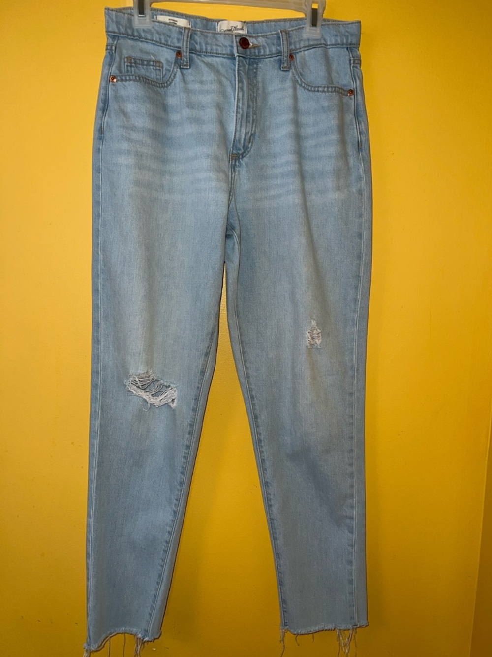 Universal Thread Light Blue Distressed Boyfriend Jeans
